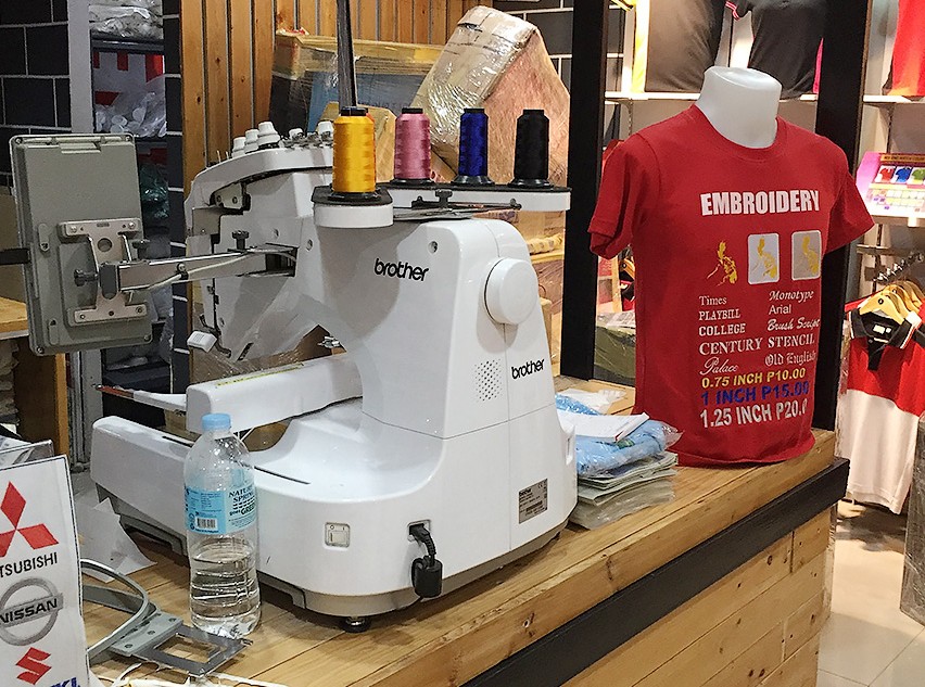 刺繍作業場