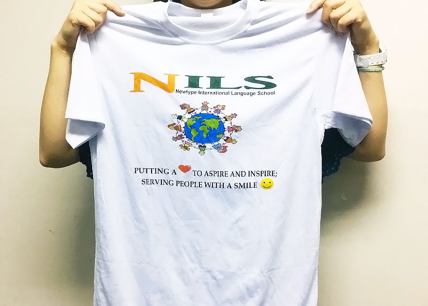 NILSのオリジナルTシャツ
