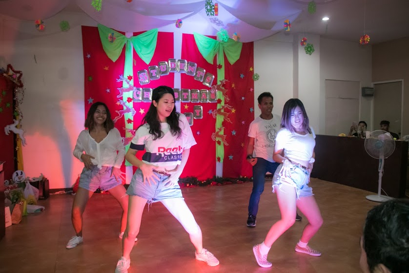先生と生徒のコラボダンス