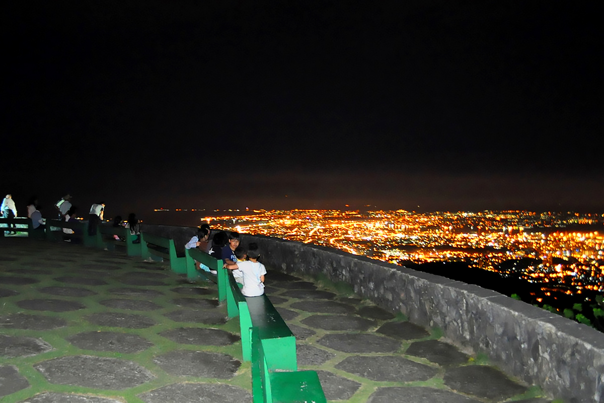 セブ島の夜景が一望できます