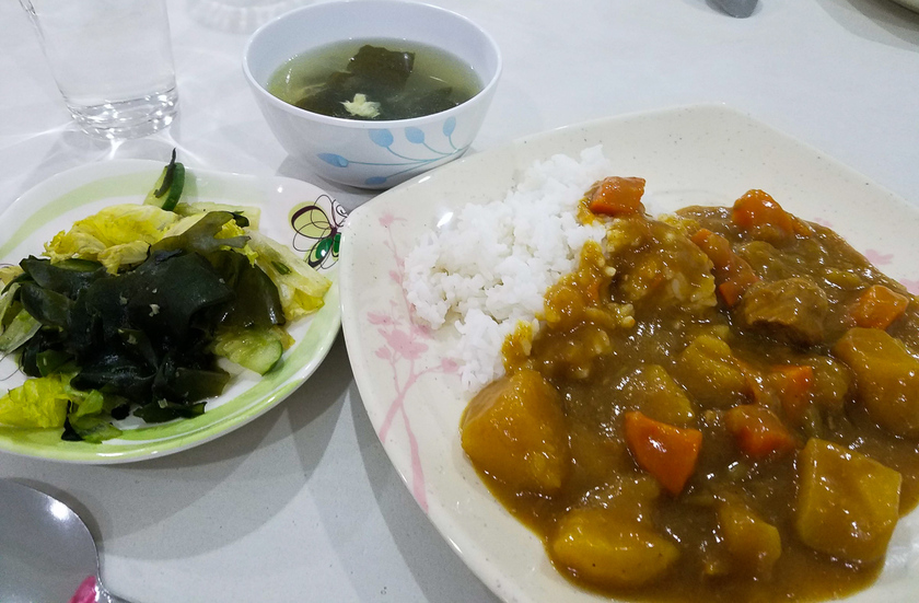 夜ご飯、カレーライス