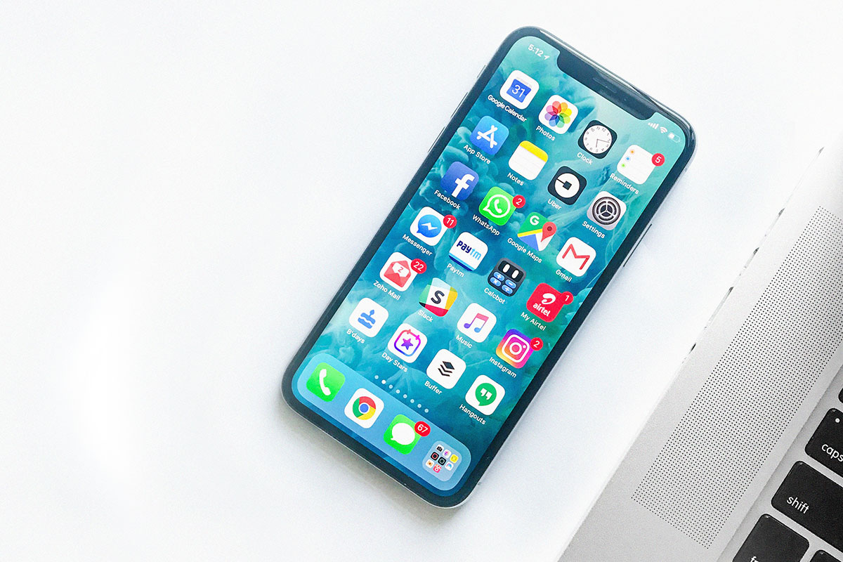 スマートフォン
