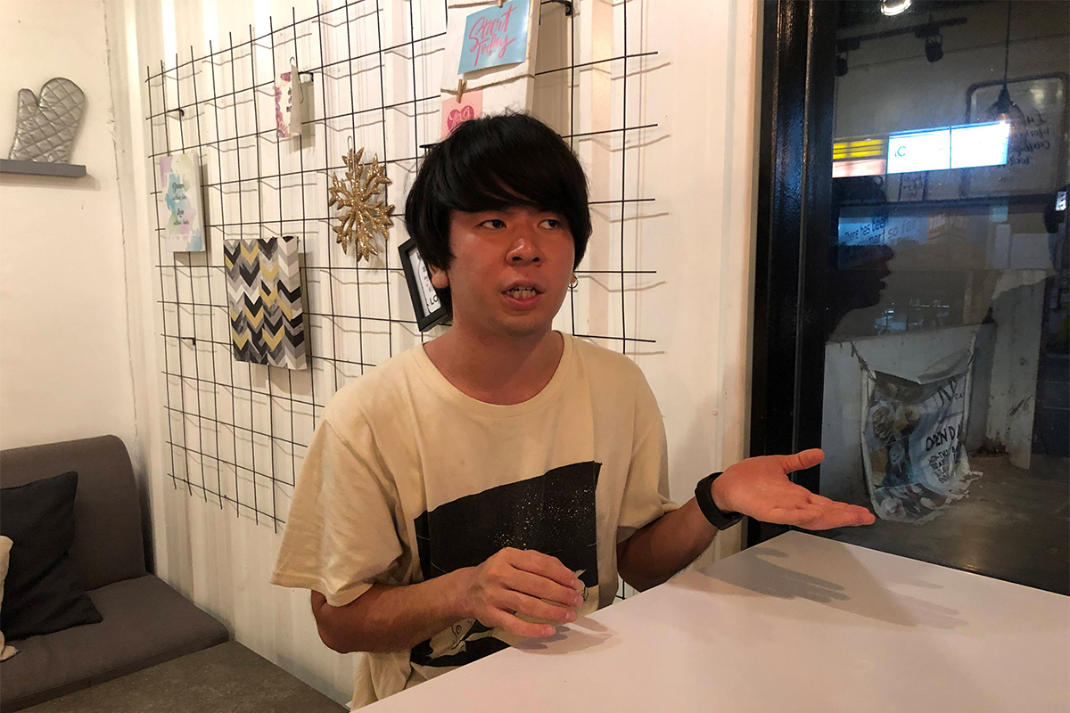海外と英語への思いを語る有村さん
