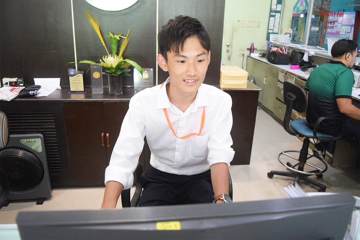 海外OJT(職業体験)体験談~カッコいいホテルマンのお仕事に潜入取材しました~